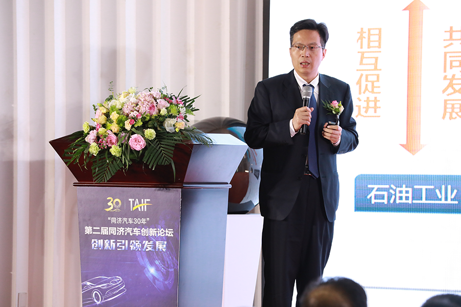 偷拍视频
副院长魏学哲 